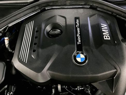 Used 2018 BMW 330i xDrive Sedan w/ M Sport Package AWD/4WD image 30