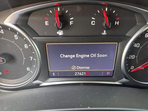 Used 2023 GMC Terrain AT4 w/ Tech Package AWD/4WD image 14