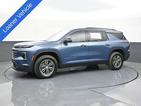 New 2026 Chevrolet Traverse LT w/ Driver Confidence Package image 5