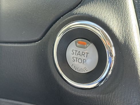 Used 2018 INFINITI QX60 image 18