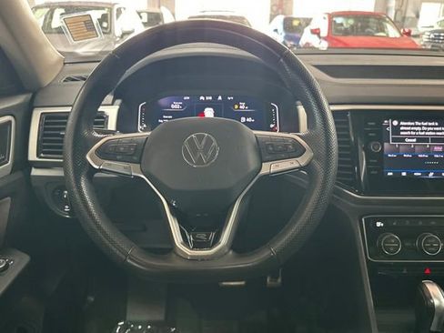 Certified 2023 Volkswagen Atlas SEL Premium AWD/4WD image 18