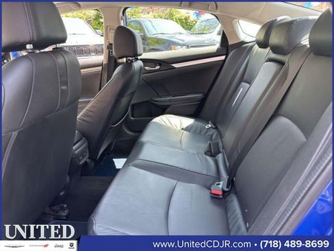 Used 2016 Honda Civic Touring image 19