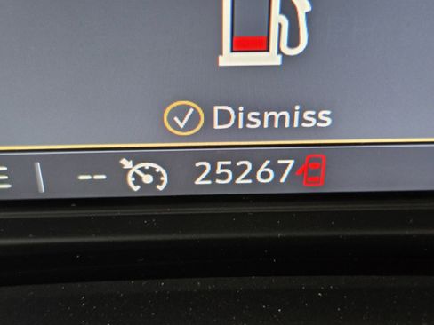 Certified 2023 Buick Enclave Essence FWD image 24
