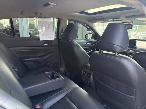 Used 2020 Nissan Altima 2.5 SL FWD image 24