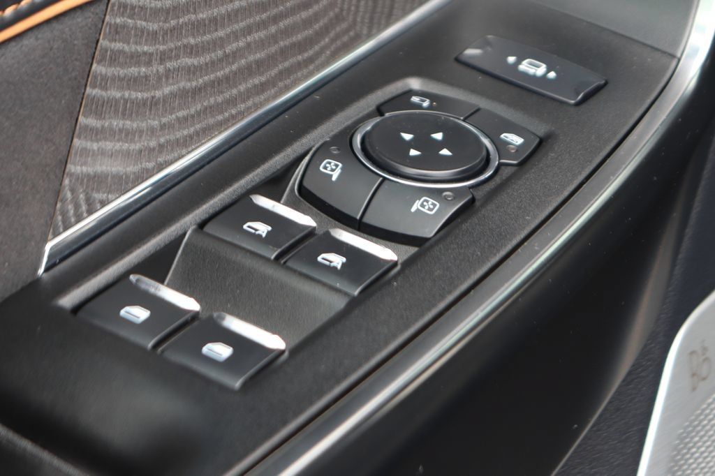 Used 2024 Ford F250 Platinum AWD/4WD image 19