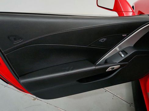Used 2014 Chevrolet Corvette Stingray Coupe RWD image 15