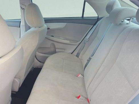 Used 2013 Toyota Corolla L FWD image 10