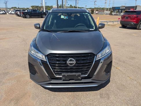 Used 2024 Nissan Kicks SV image 37