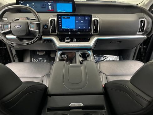 Used 2025 Ford Expedition Max Platinum AWD/4WD image 56