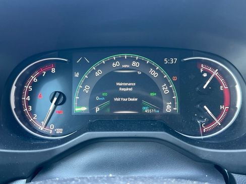 Used 2025 Toyota RAV4 XLE FWD image 16