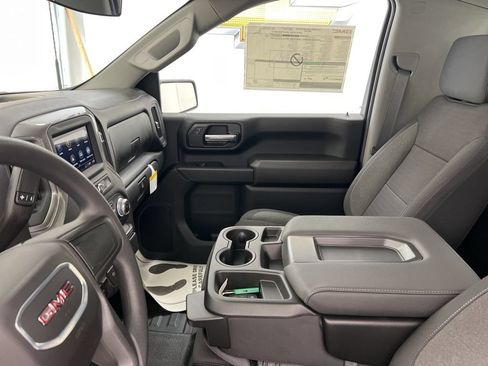 New 2025 GMC Sierra 2500 Pro w/ Convenience Package AWD/4WD image 18