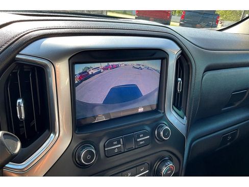 Used 2019 Chevrolet Silverado 1500 RST image 22