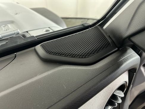 Used 2024 Jeep Wrangler Unlimited image 29