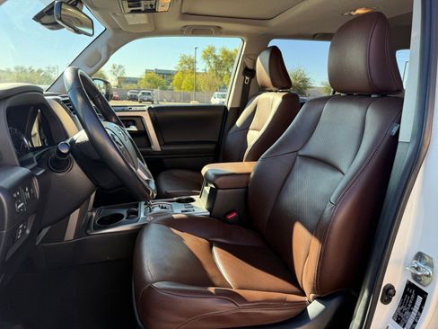 Used 2023 Toyota 4Runner Limited image 12