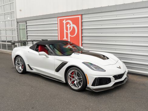 Used 2019 Chevrolet Corvette ZR1 RWD image 49