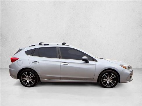 Used 2017 Subaru Impreza 2.0i Limited w/ Popular Package #4 image 3