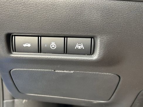 New 2026 Nissan Sentra SR w/ SR Premium Package FWD image 25