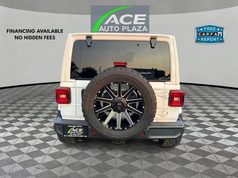 Used 2018 Jeep Wrangler Unlimited Sahara w/ Uconnect 4C Nav & Sound Group AWD/4WD image 6