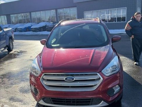 Certified 2019 Ford Escape SEL image 3