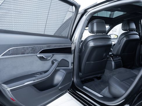 Certified 2022 Audi A8 L 3.0T w/ Executive Package image 30