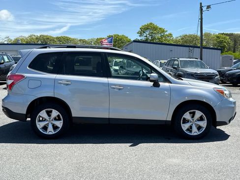Used 2015 Subaru Forester 2.5i Limited AWD/4WD image 8