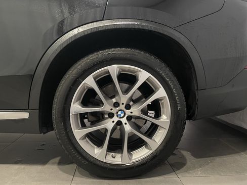 Used 2024 BMW X5 xDrive40i w/ Premium Package AWD/4WD image 8