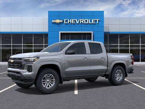 New 2026 Chevrolet Colorado LT w/ LT Convenience Package AWD/4WD image 2