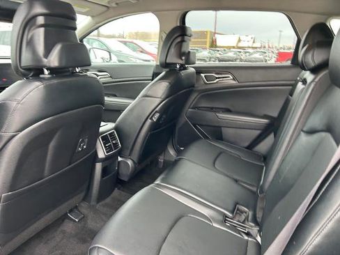 Certified 2023 Kia Sportage EX image 14