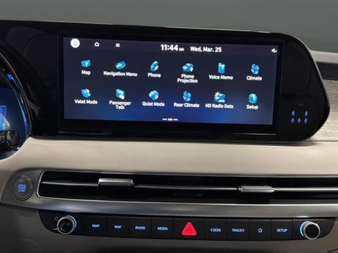 Used 2024 Hyundai Palisade Calligraphy image 13