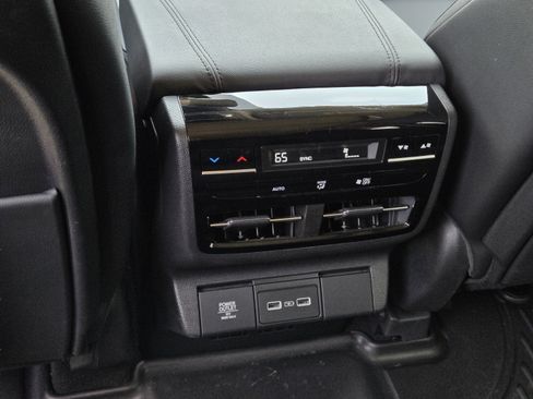 Used 2024 Acura MDX SH-AWD image 28