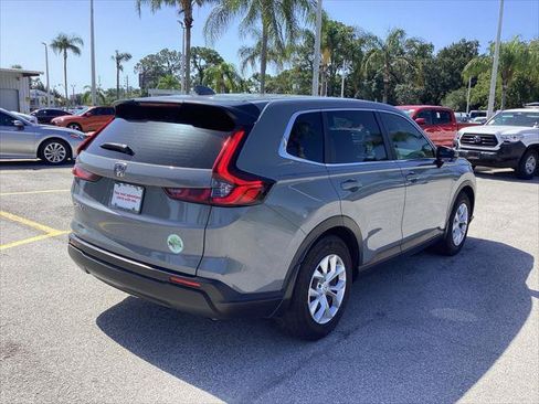 Used 2024 Honda CR-V LX image 8