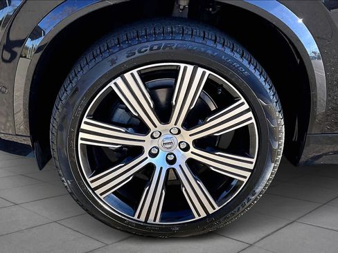 Used 2020 Volvo XC90 T6 Inscription w/ Protection Package Premier image 10