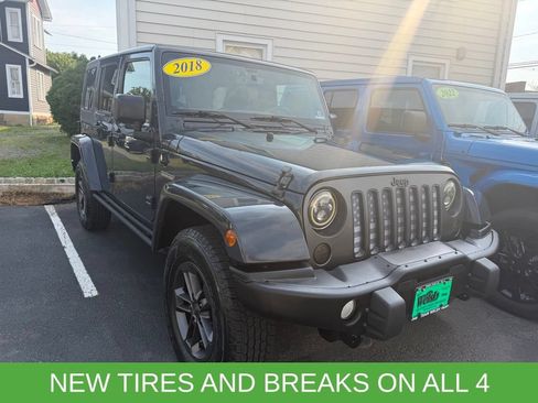 Used 2018 Jeep Wrangler Unlimited Sport AWD/4WD image 11