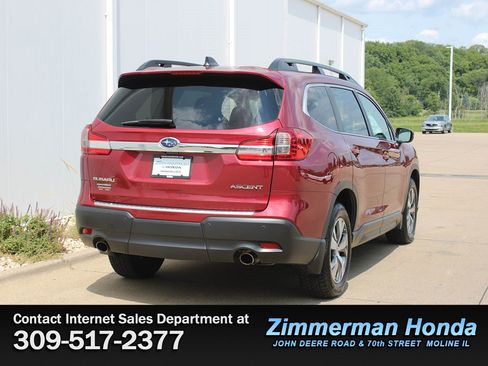 Used 2022 Subaru Ascent Premium w/ Convenience Package AWD/4WD image 2