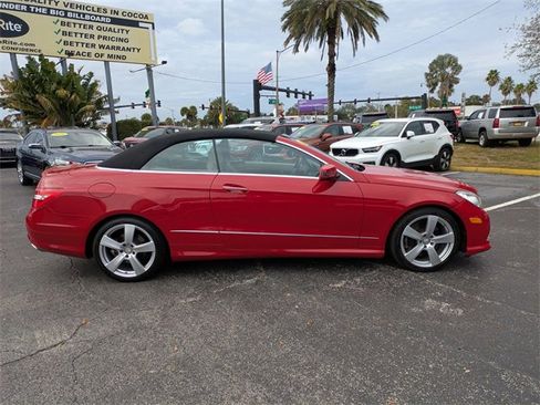 Used 2011 Mercedes-Benz E 550 Cabriolet image 4