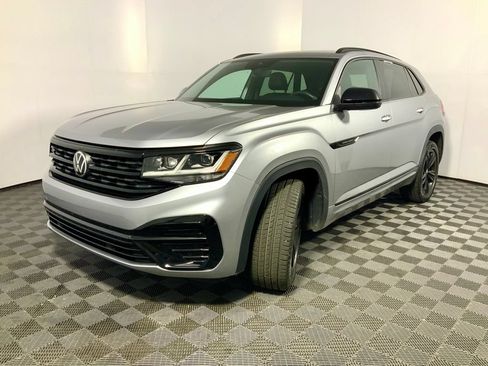 Used 2023 Volkswagen Atlas Cross Sport SEL R-Line AWD/4WD image 12