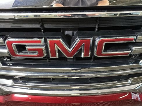 Used 2020 GMC Acadia SLE w/ Driver Convenience Package AWD/4WD image 10