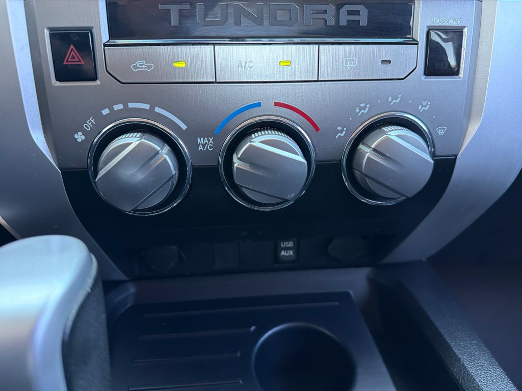 Used 2017 Toyota Tundra SR5 w/ SR5 Upgrade Package RWD image 69