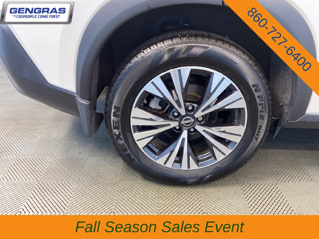 Used 2023 Nissan Rogue SV AWD/4WD image 33