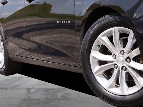 Used 2024 Chevrolet Malibu LT FWD image 3