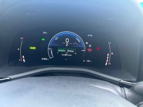 Used 2025 Toyota Camry LE AWD/4WD image 9