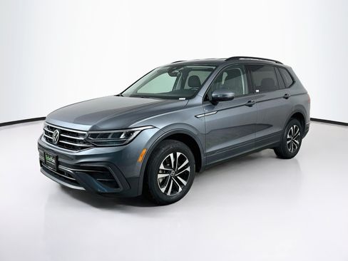 Used 2023 Volkswagen Tiguan S AWD/4WD image 3