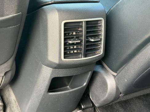 Used 2023 Kia Sportage EX FWD image 19