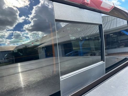 Used 2019 Chevrolet Silverado 1500 High Country w/ Technology Package image 60