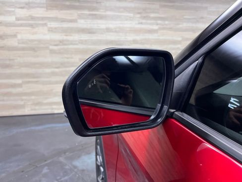 Used 2025 Ford Explorer Platinum w/ Ultimate Package image 32