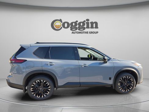 New 2026 Nissan Rogue SV FWD image 6