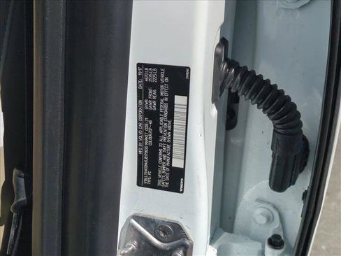 Used 2018 Volvo S60 T5 Inscription image 29