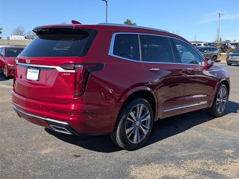 Used 2020 Cadillac XT6 Premium Luxury image 4
