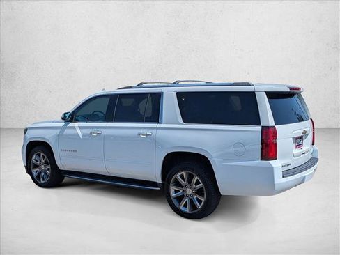 Used 2019 Chevrolet Suburban Premier AWD/4WD image 8
