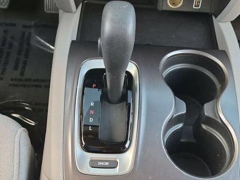 Used 2020 Honda Pilot EX image 12